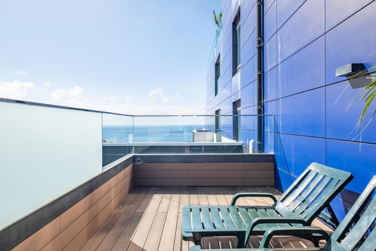 Funchal Casino View, Luxury Apartment, Big Balcony, Free Pool, Wifi And Parking *